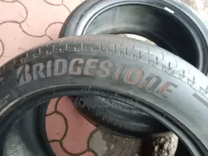 245/45r17 Bridgestone