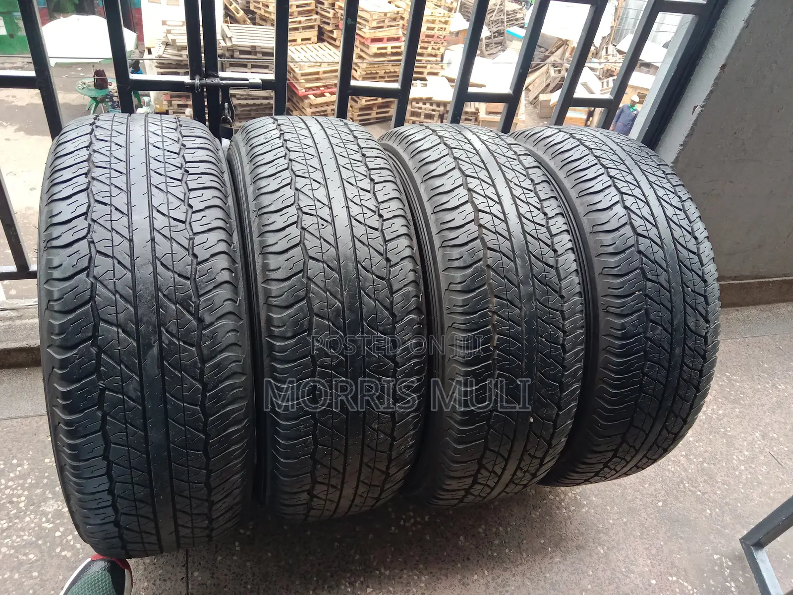 265/65r17 Dunlop