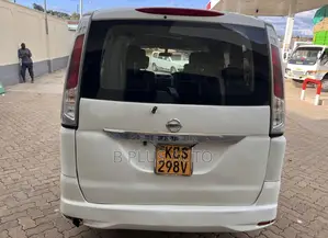 Nissan Serena 2011 White