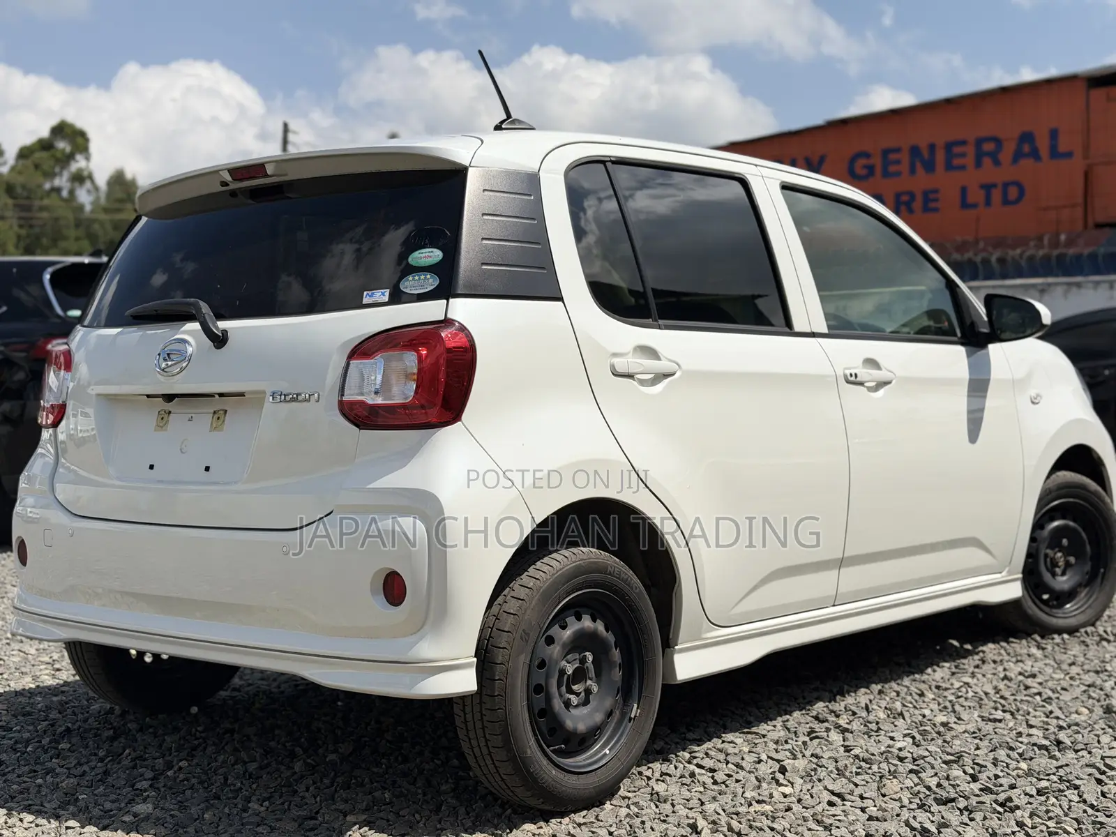 Daihatsu Boon 2018 White