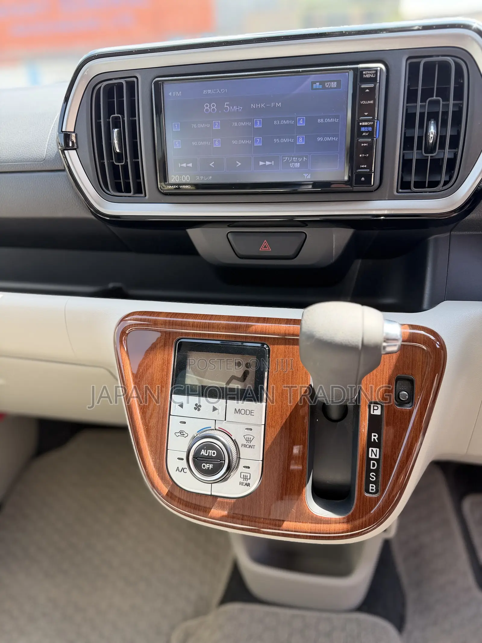 Daihatsu Boon 2018 White