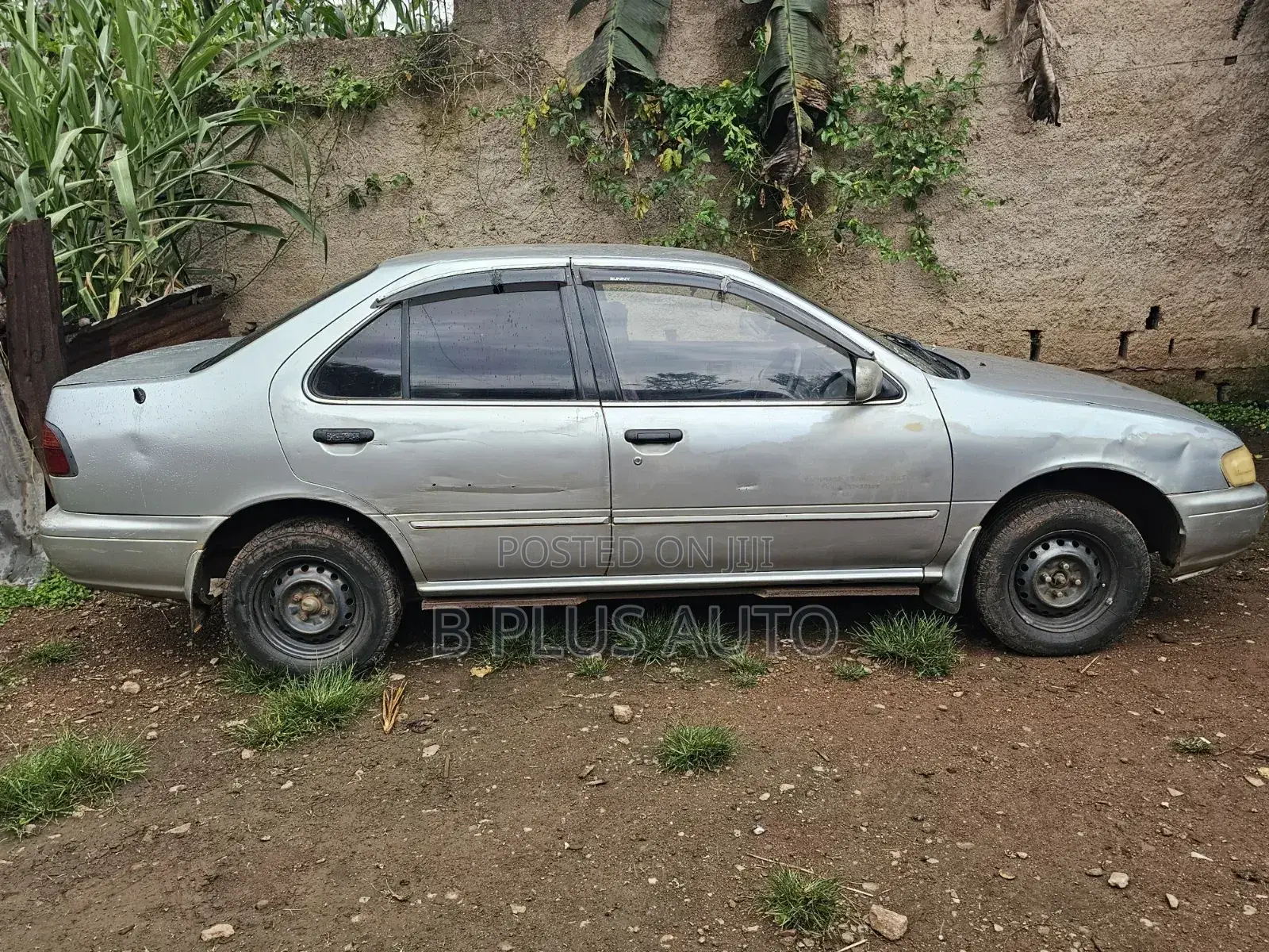 Nissan FB14 2002 Silver