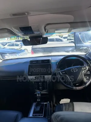 Toyota Land Cruiser Prado Kakadu 2018 Matt Black
