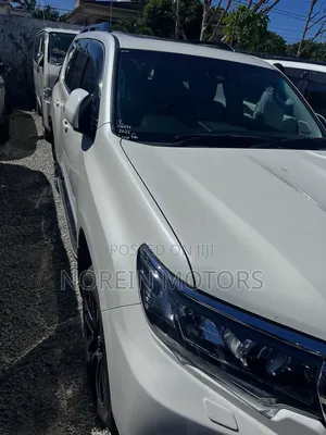 Toyota Land Cruiser Prado Kakadu 2018 Matt Black