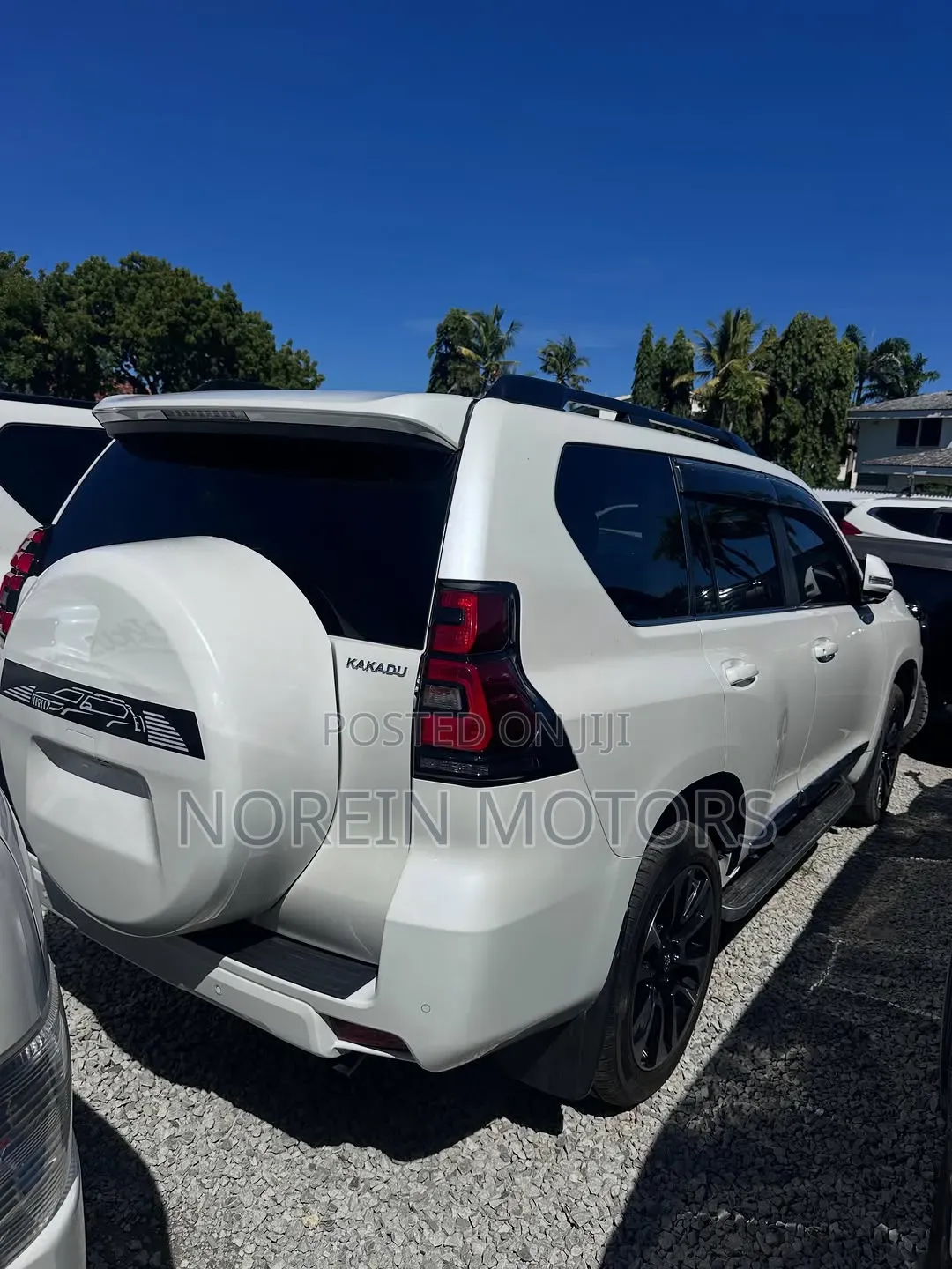 Toyota Land Cruiser Prado Kakadu 2018 Matt Black