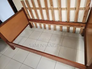 Used 4 by 6 Bed