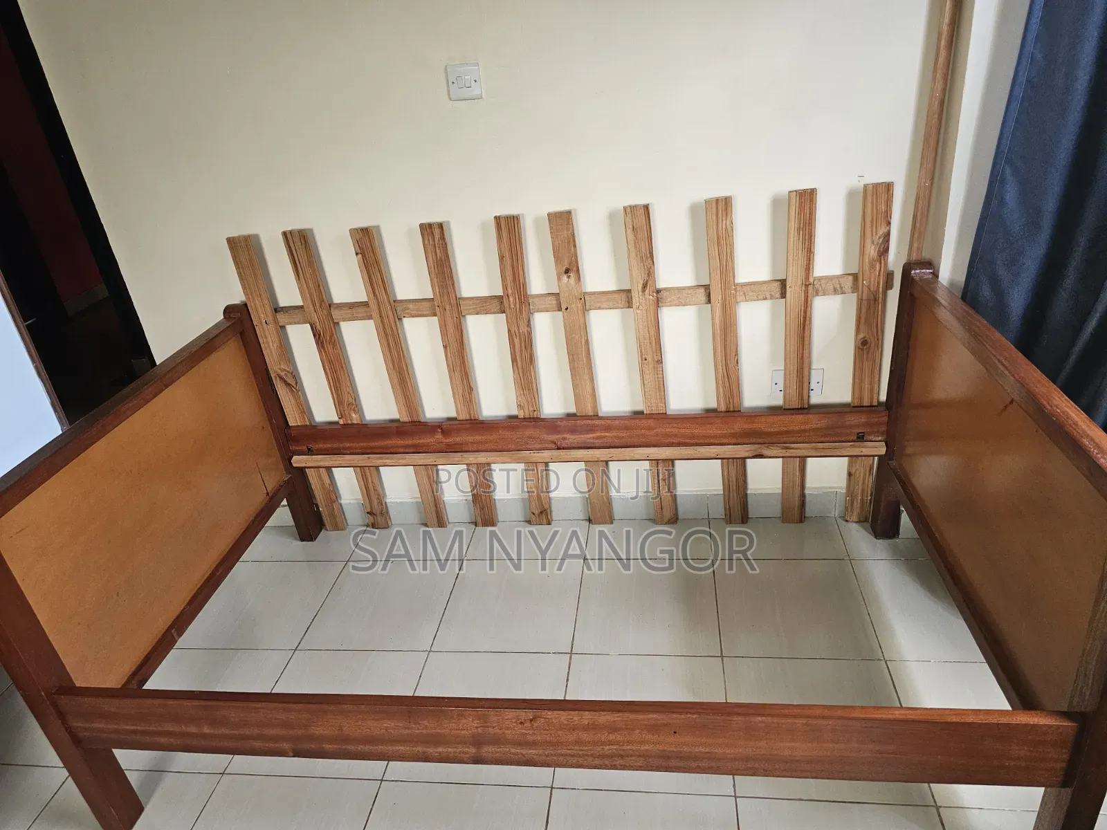 Used 4 by 6 Bed