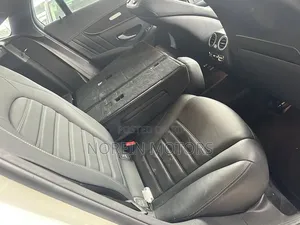 Mercedes-Benz GLC-Class 2019 Off white