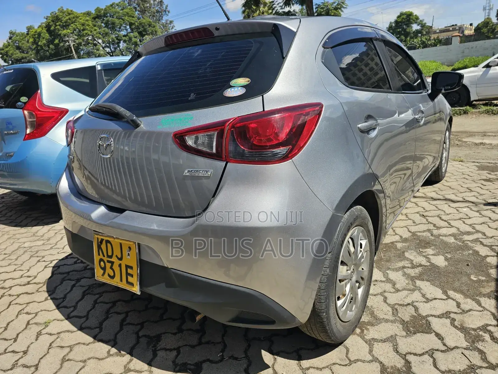 Mazda Demio 2015 Silver