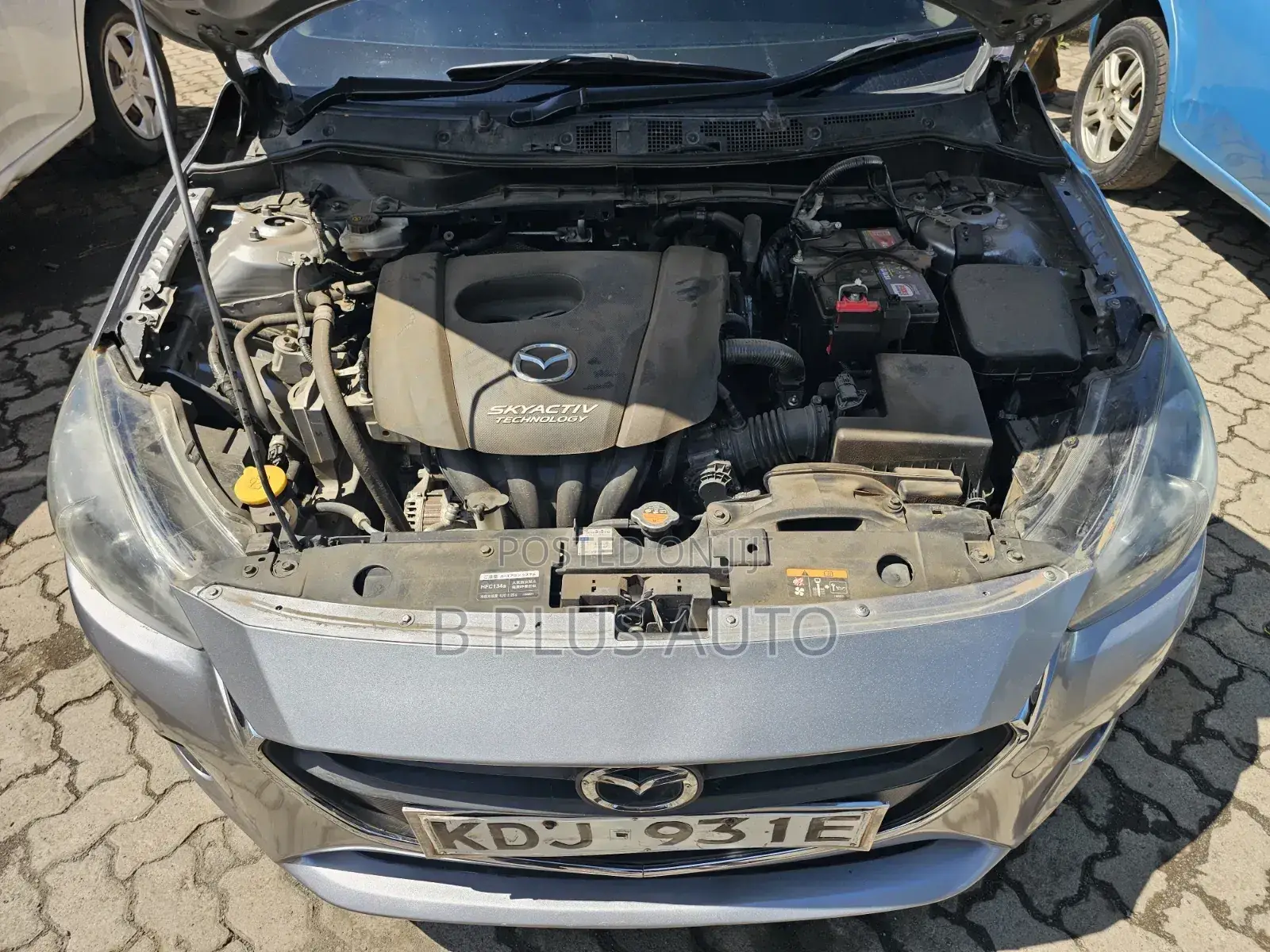 Mazda Demio 2015 Silver