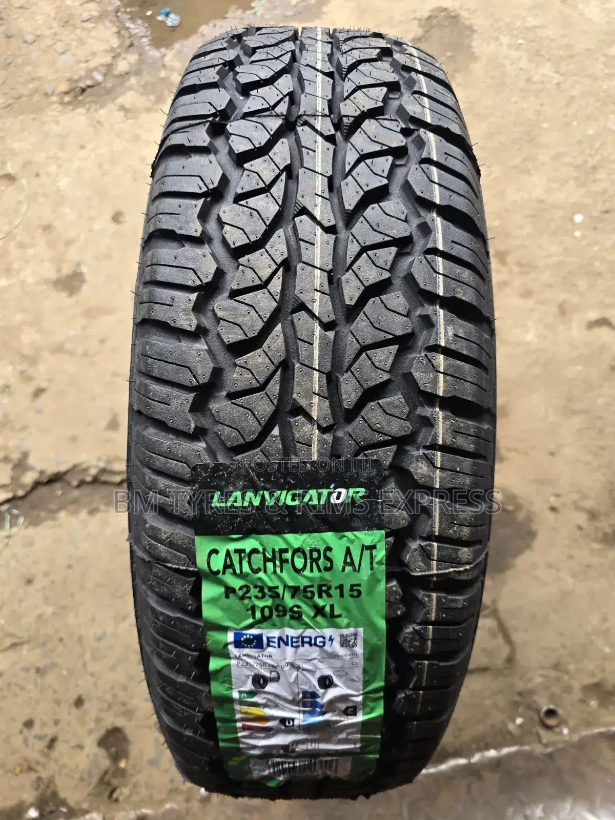 235 /75 R15 Lanvigator Tires (All Terrein)