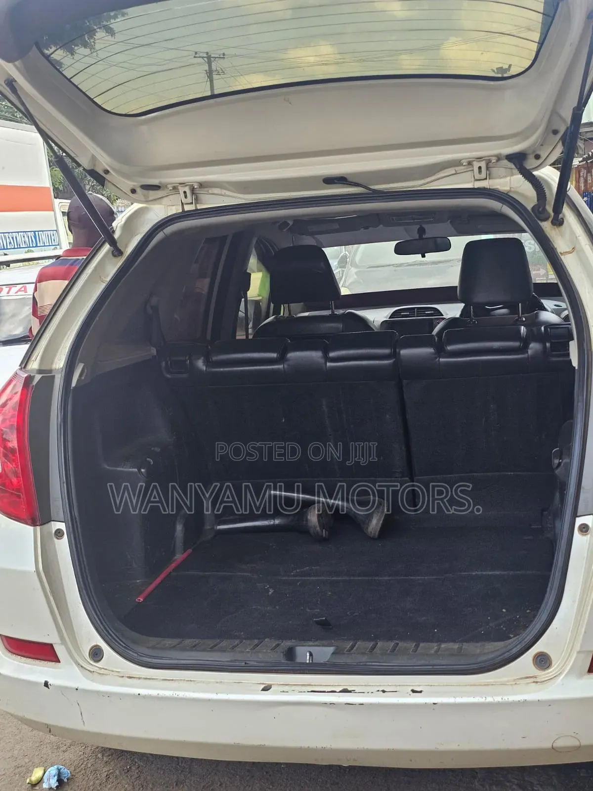 Honda Fit Shuttle 2012 White