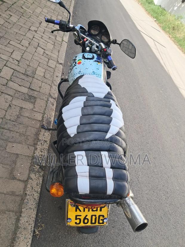Bajaj Boxer 125 2025 Red - thumbnail 3