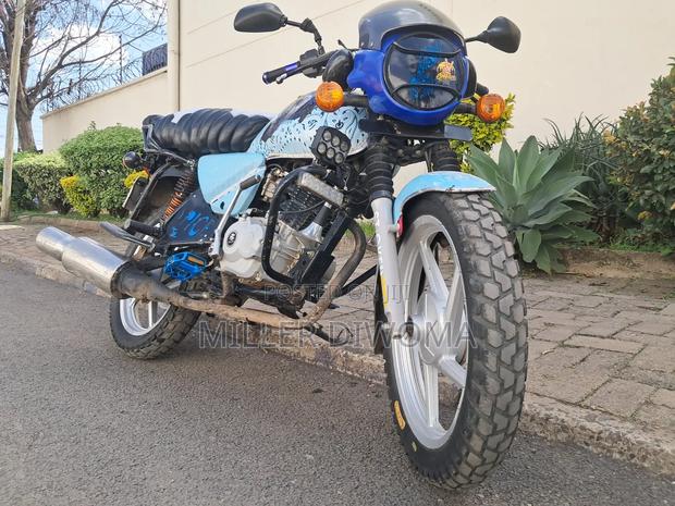 Bajaj Boxer 125 2025 Red - thumbnail 8