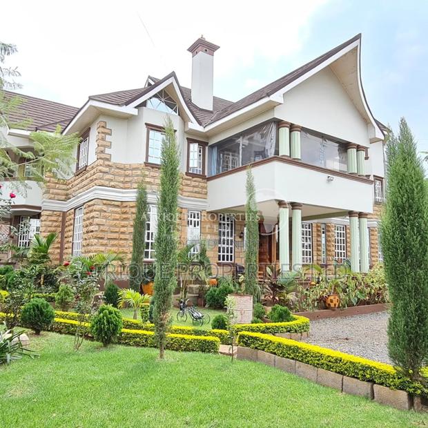 6bdrm Mansion in Membly, Membley Estate for sale