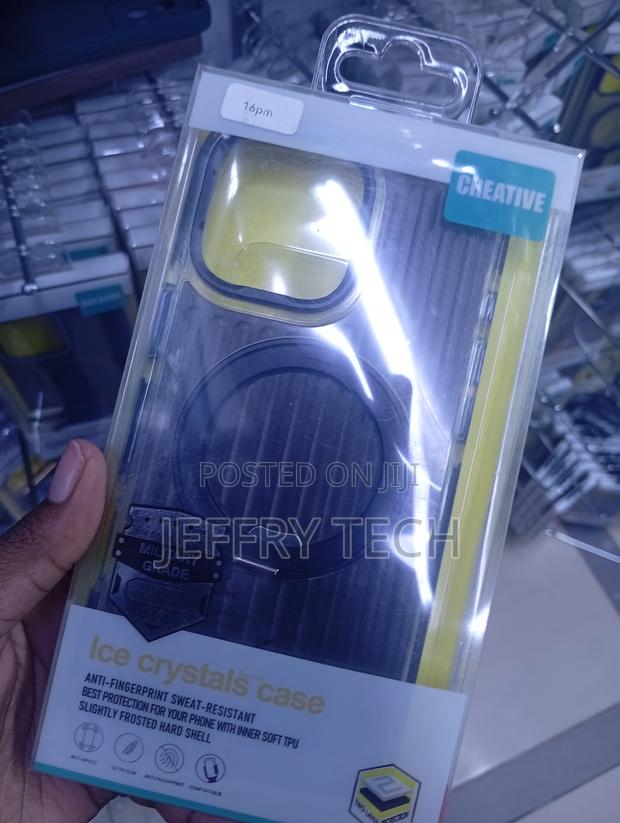 iPhone 16 Pro Max Wlons Ice Crystals Series Case - thumbnail 2