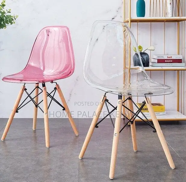 Home Chair: Durable Transparent Acrylic Dining Chair