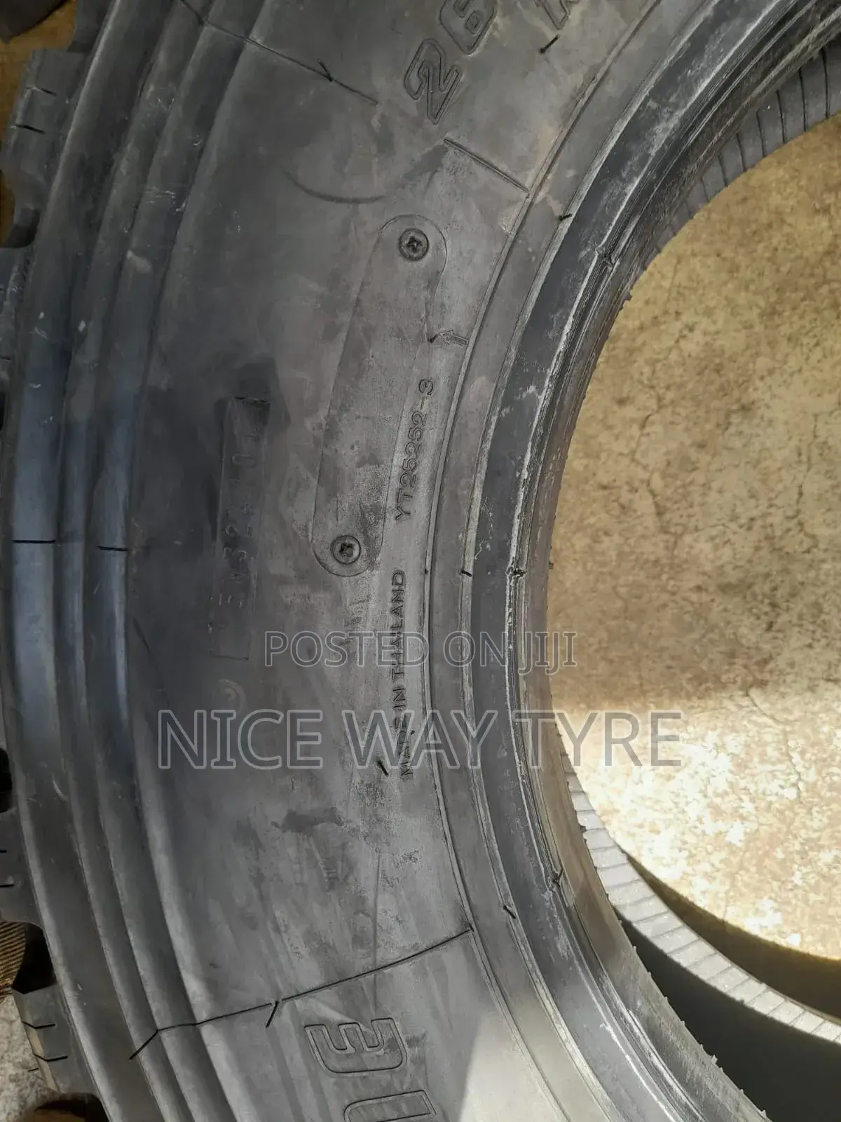 265/70r19.5 Brigestone