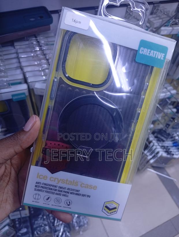 iPhone 16 Pro Max Slightly Frosted Hard Shell Back Case - thumbnail 2