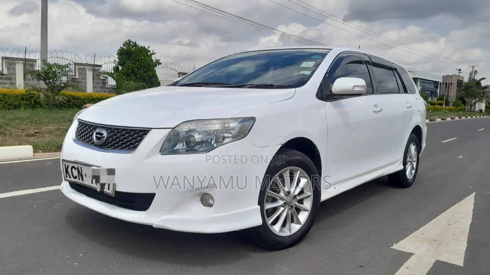 Toyota Corolla Fielder 2010 White