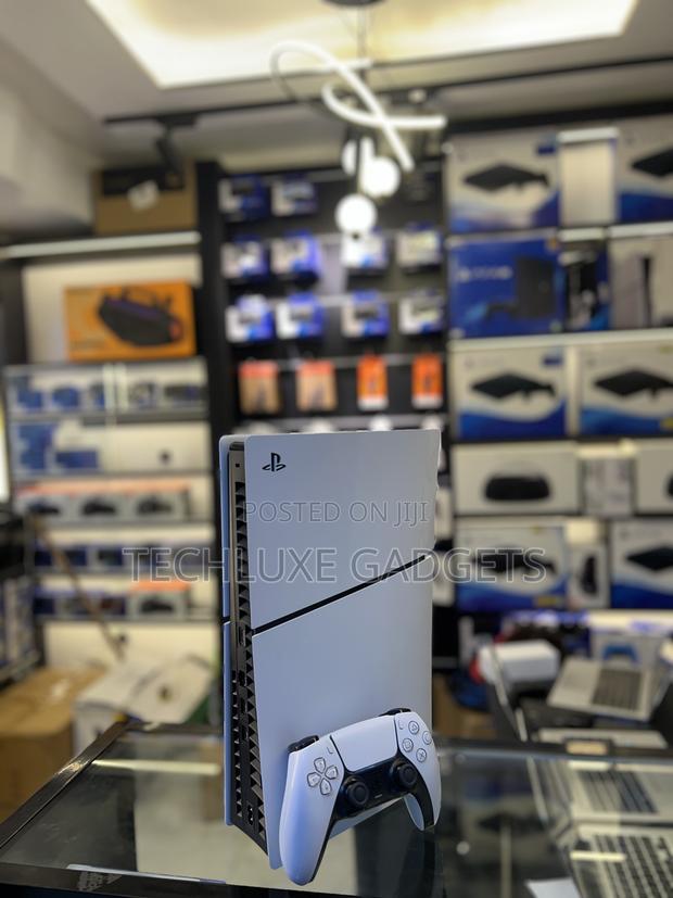 Ps5 Slim 1tb - thumbnail 3