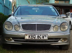 Mercedes-Benz E240 2005 Beige
