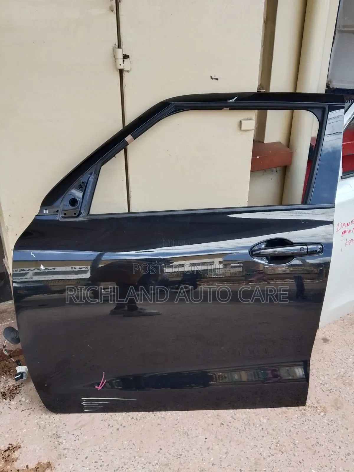 Front Door Swift Zd83s