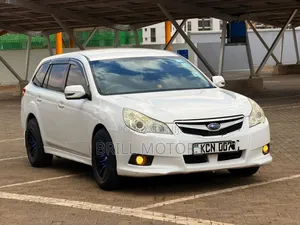 Subaru Legacy 2010 White