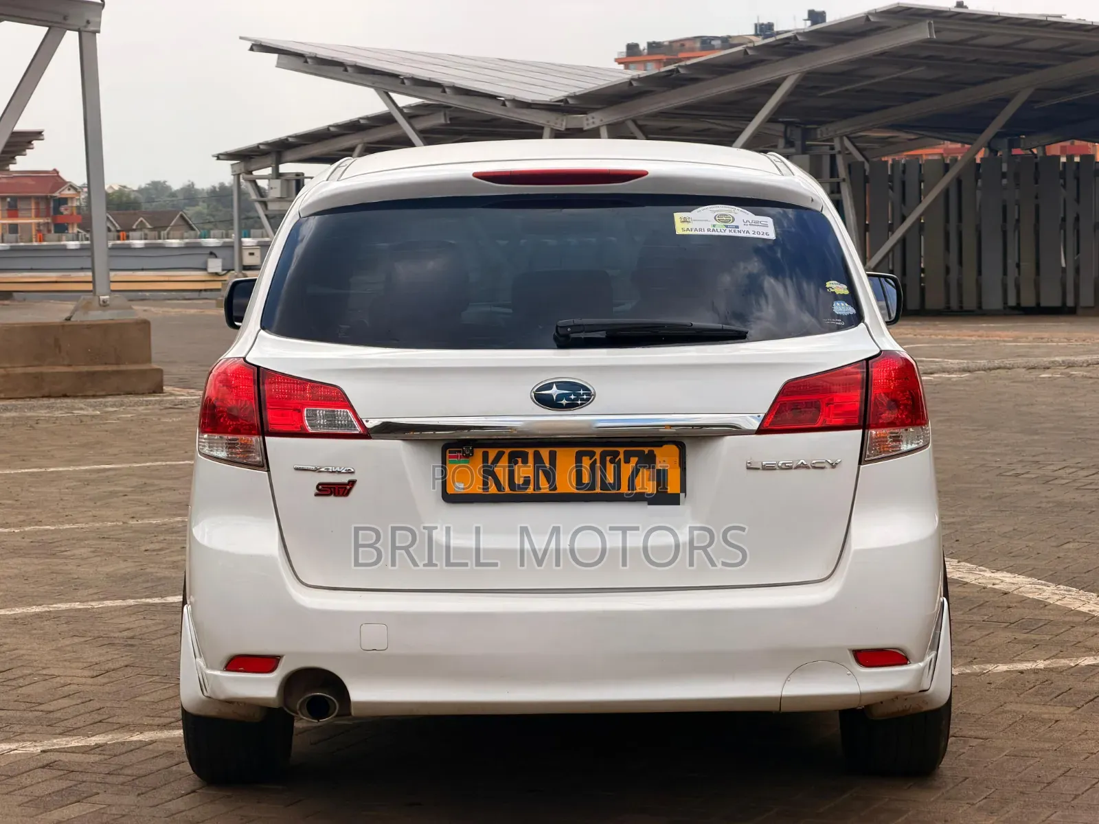 Subaru Legacy 2010 White