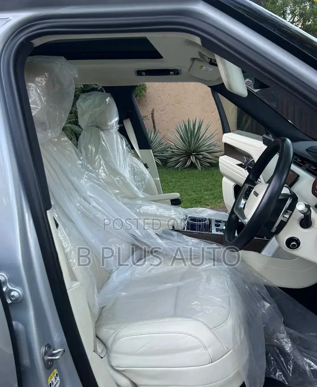 Land Rover Range Rover Vogue 2022 Silver