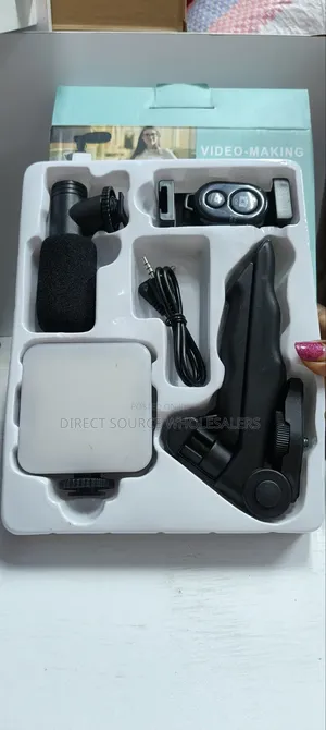 Create Stunning Content With The A-y49 Vlogging Kit