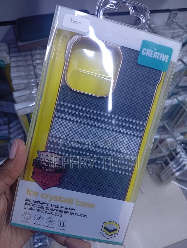 iPhone 13 Pro Max Gray and White Checkered Pattern Case - thumbnail 2