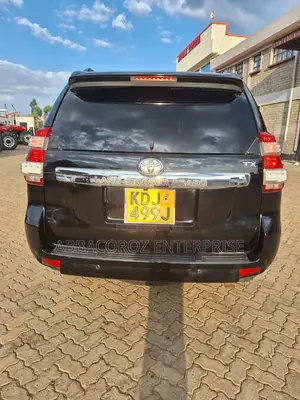 Toyota Land Cruiser Prado 2015 Black