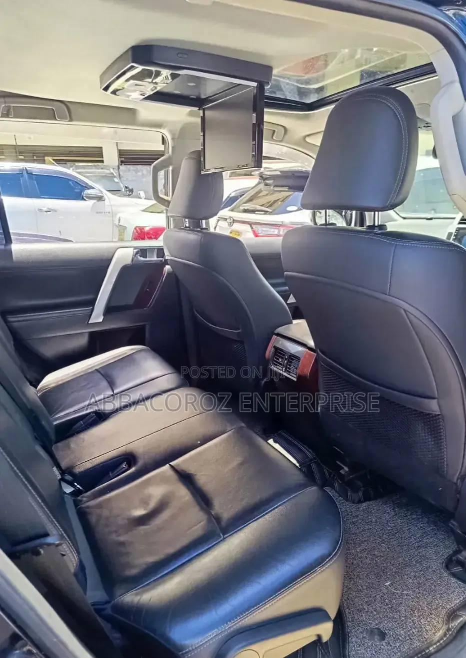 Toyota Land Cruiser Prado 2015 Black