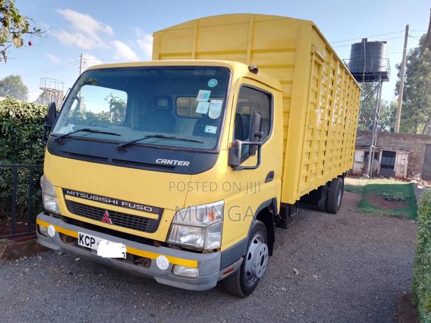 Mitsubishi Canter 2009 Yellow - thumbnail 2