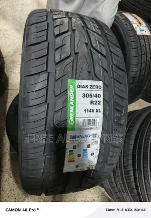 305/40r22 Dias Zero