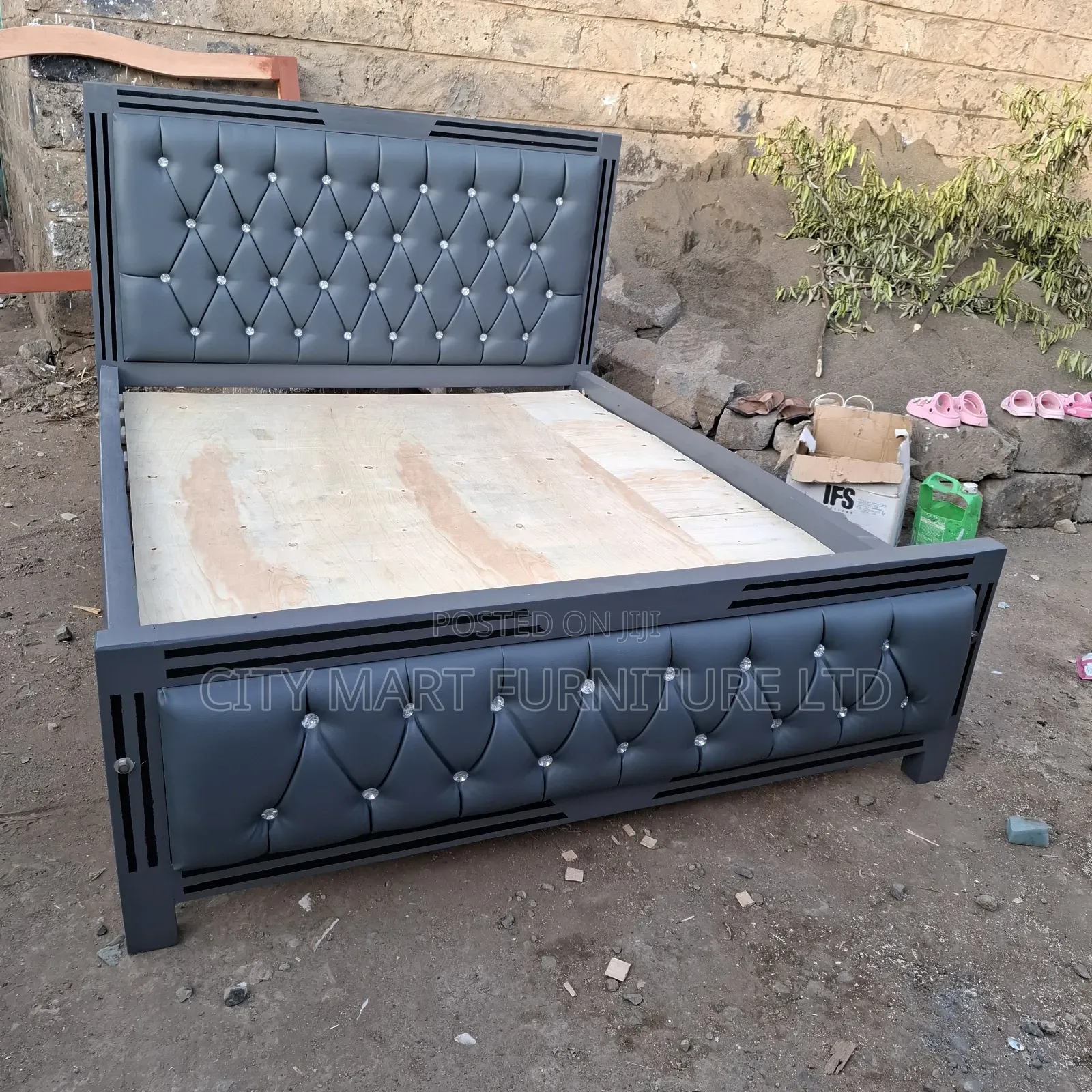 World-Class Modern Mocket Beds on Offer!