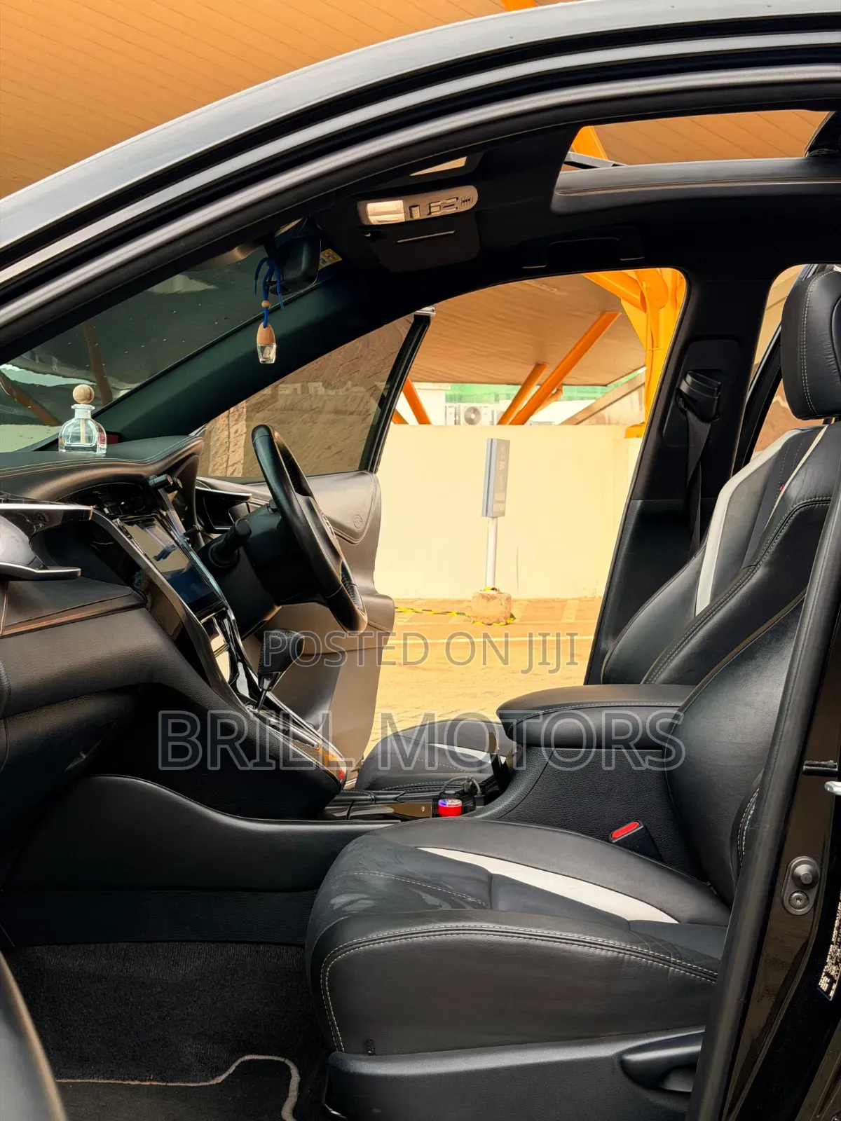 Toyota Harrier 2018 Black