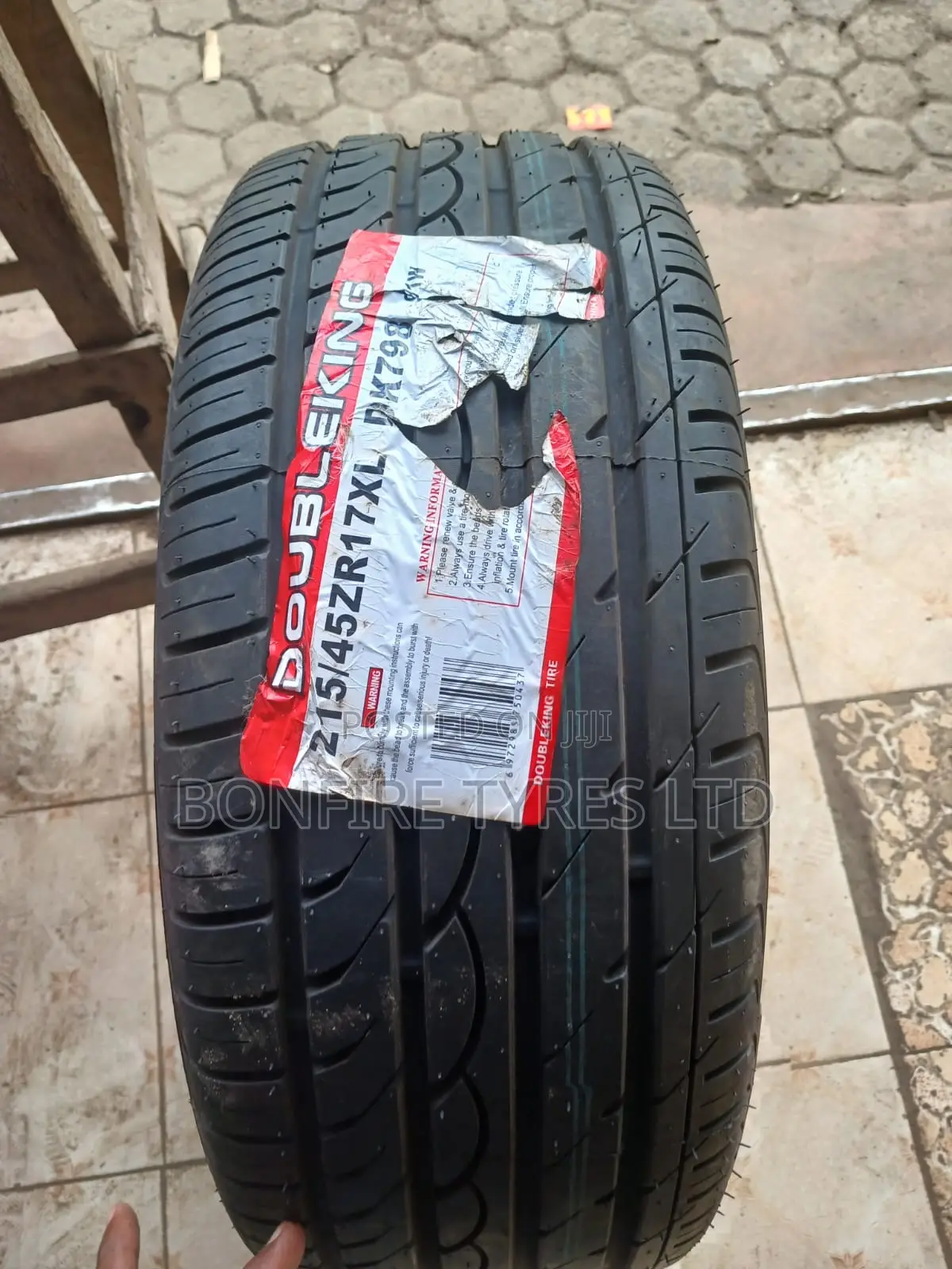 215/45zr17 Double King