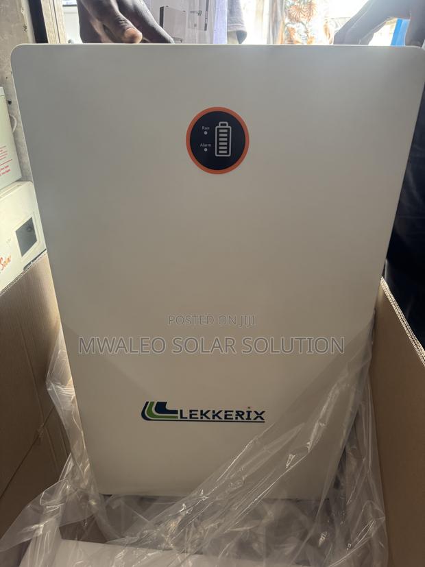 10.24kw 51.2v 200ah Lithium Battery
