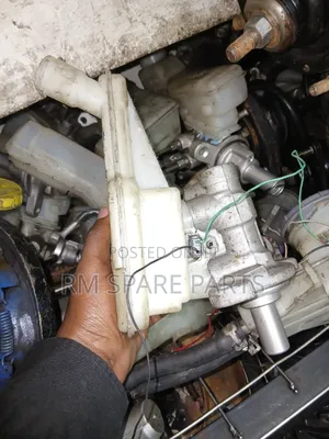 Mastercylinder Nissan March