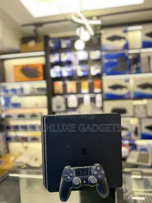 Preowned Ps4 Slim