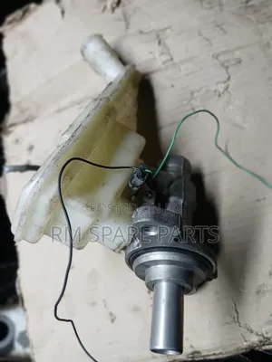 Mastercylinder Nissan March