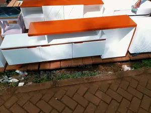 Brown/White Tv Stand