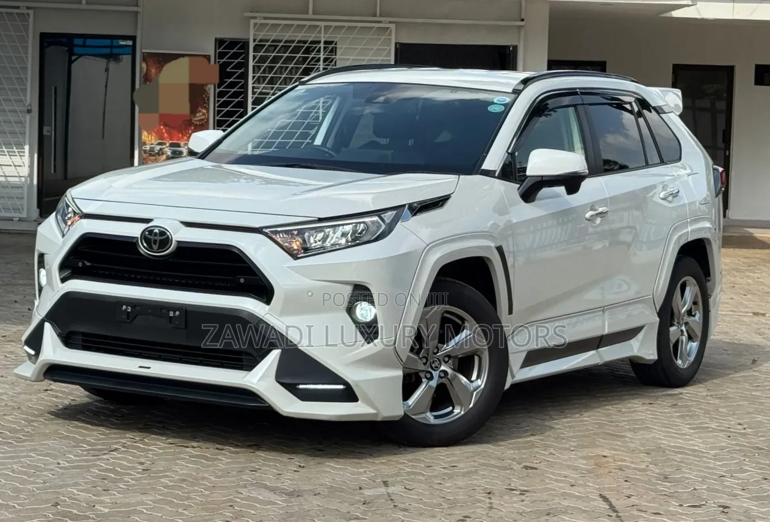 Toyota RAV4 Limited AWD 2019 Off white