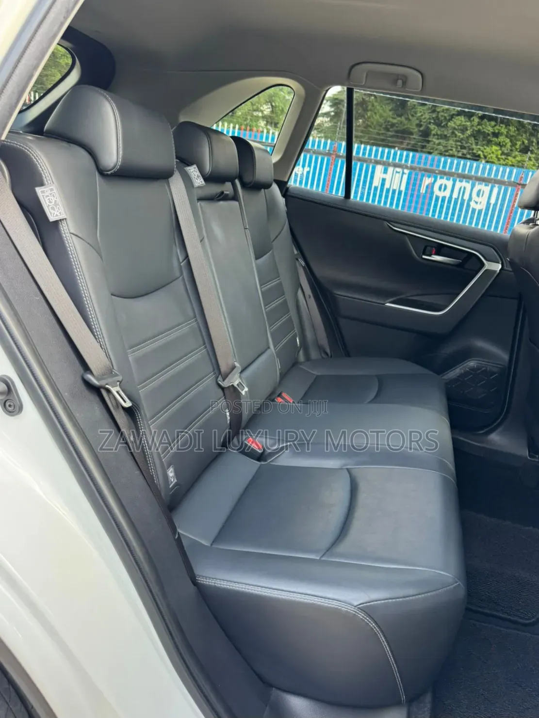 Toyota RAV4 Limited AWD 2019 Off white
