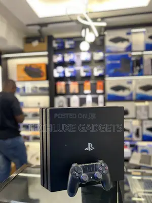 Playstation 4 Pro 1tb