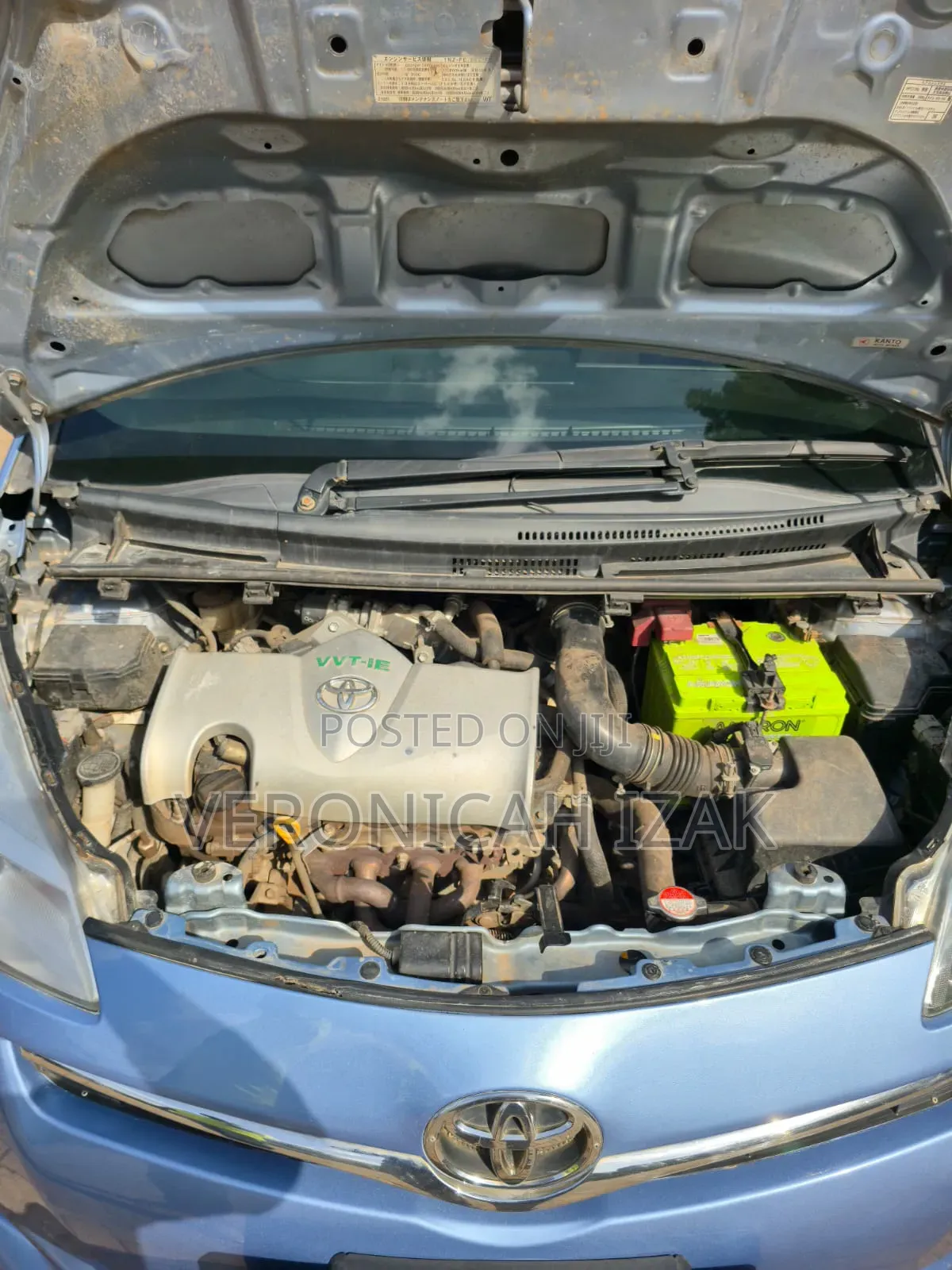 Toyota Ractis 2013 Blue