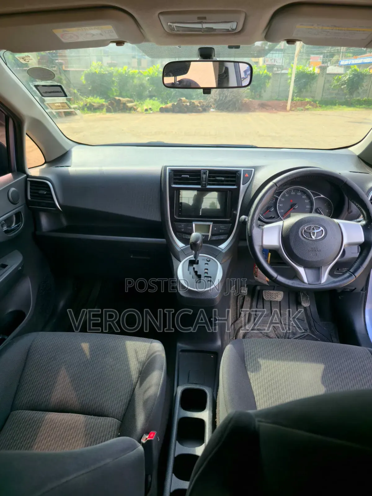 Toyota Ractis 2013 Blue