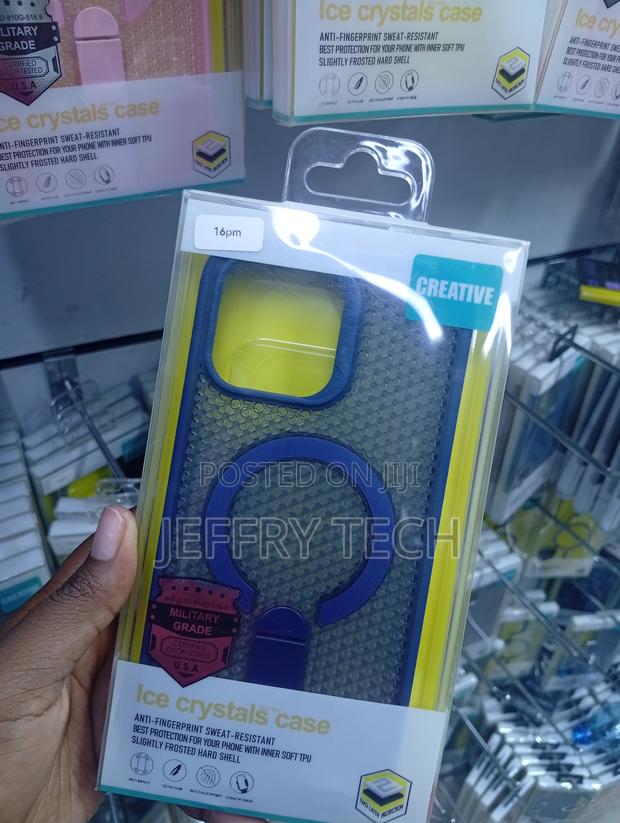 iPhone 16 Pro Max Grid-Like Micro-Texture Hard Shell - thumbnail 2